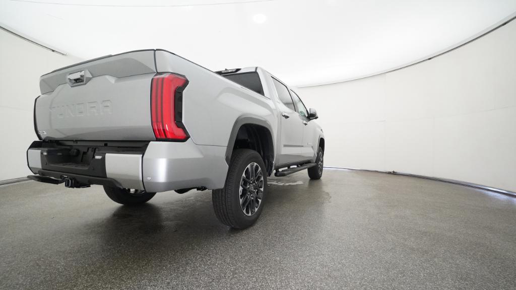 2026 Toyota Tundra Limited - Photo 28