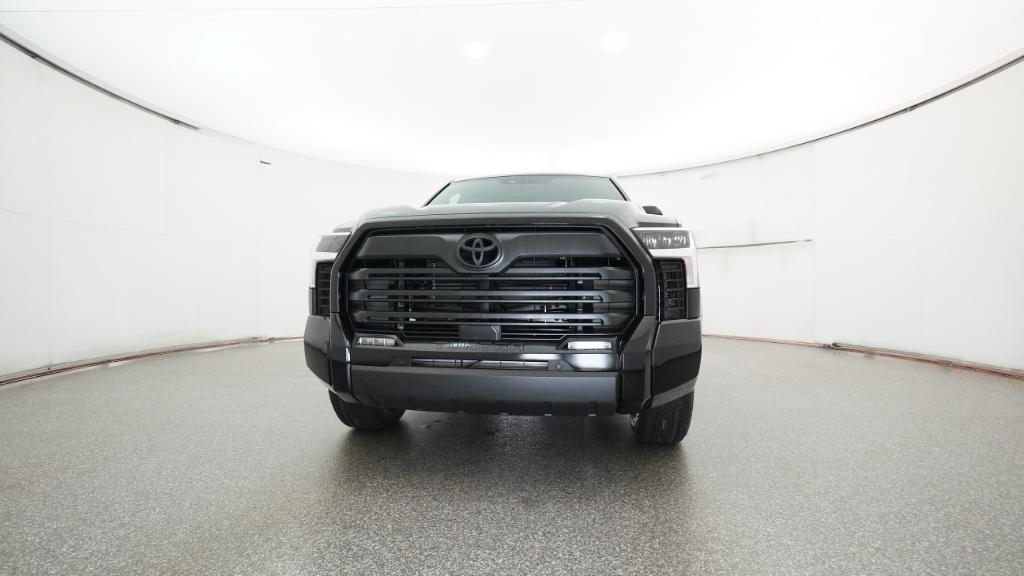 2026 Toyota Tundra Limited CrewMax photo 3