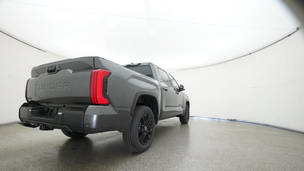 2026 Toyota Tundra Limited - Photo 17