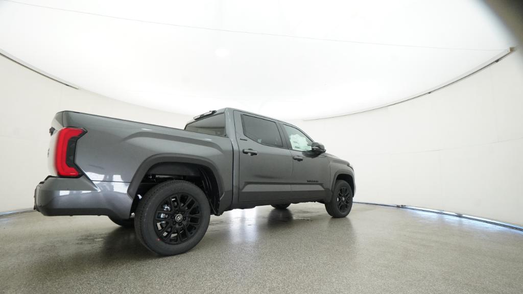 2026 Toyota Tundra Limited - Photo 16