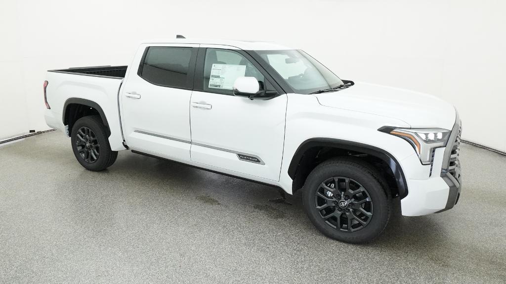 New 2026 Wind Chill Pearl <sup>1</sup> Toyota  Platinum image 25