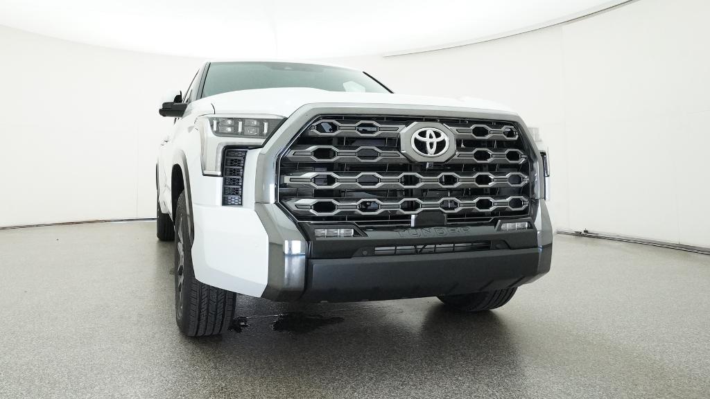 New 2026 Wind Chill Pearl <sup>1</sup> Toyota  Platinum image 42