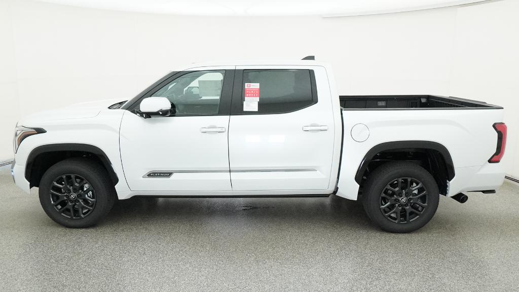 New 2026 Wind Chill Pearl <sup>1</sup> Toyota  Platinum image 22