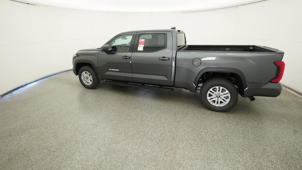 2026 Toyota Tundra SR5 CrewMax photo 4