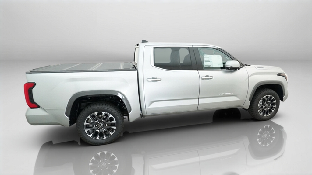 2026 Toyota Tundra Limited - Photo 8