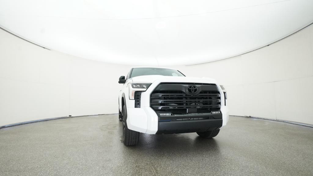 2026 Toyota Tundra Limited CrewMax photo 27