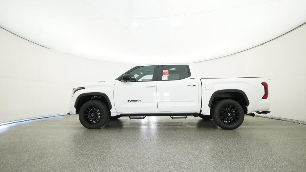 2026 Toyota Tundra Limited CrewMax photo 6