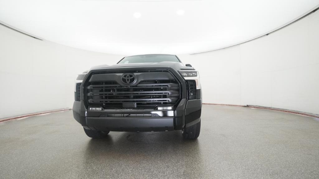 2026 Toyota Tundra Limited CrewMax photo 3