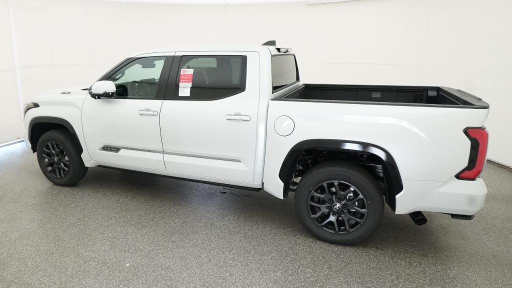 New 2026 Wind Chill Pearl <sup>1</sup> Toyota Tundra Platinum image 28
