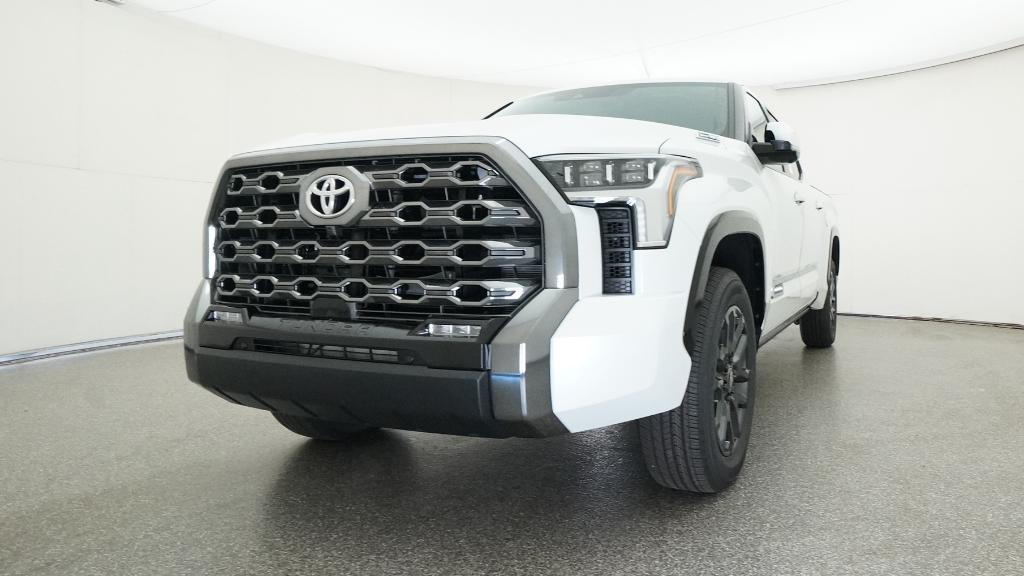 New 2026 Wind Chill Pearl <sup>1</sup> Toyota Tundra Platinum image 39