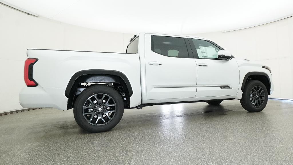 New 2026 Wind Chill Pearl <sup>1</sup> Toyota Tundra Platinum image 31