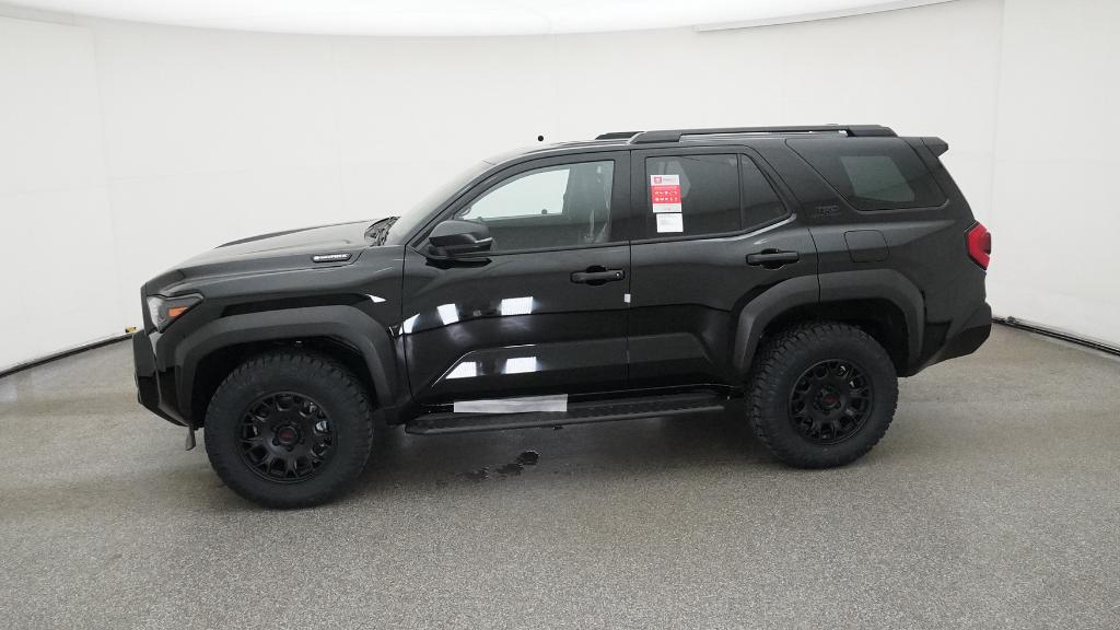 2025 Toyota 4Runner TRD Off-Road photo 3