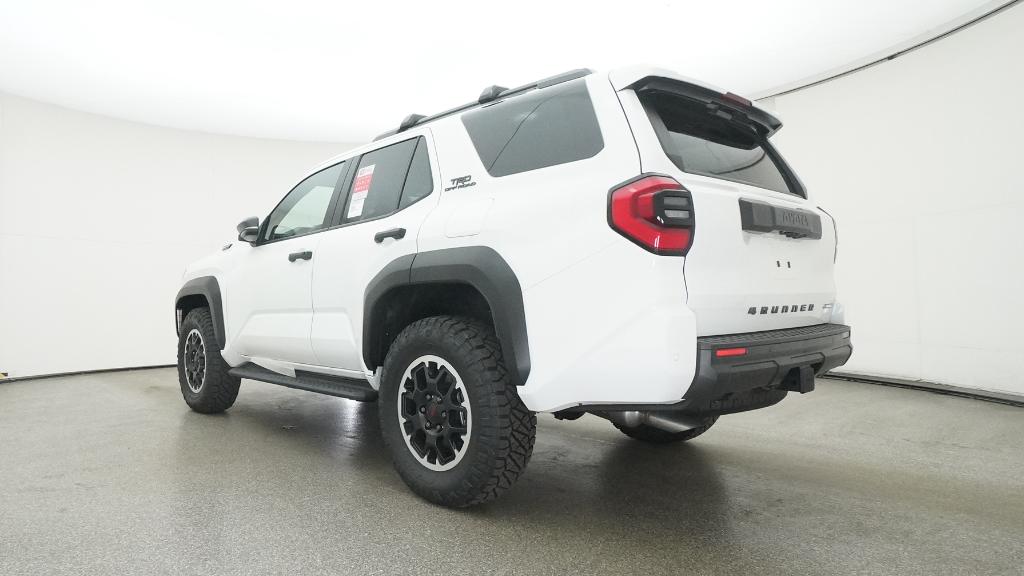 2025 Toyota 4Runner TRD Off-Road photo 9