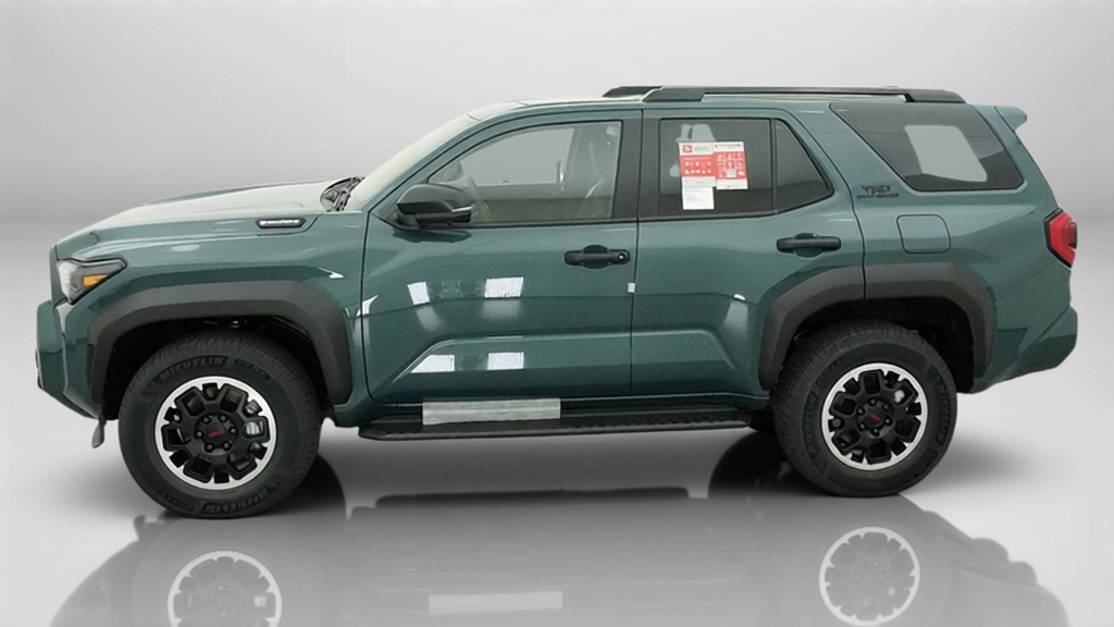 2026 Toyota 4Runner HYBRID TRD OFF ROAD PREMIUM SUV Slide 4