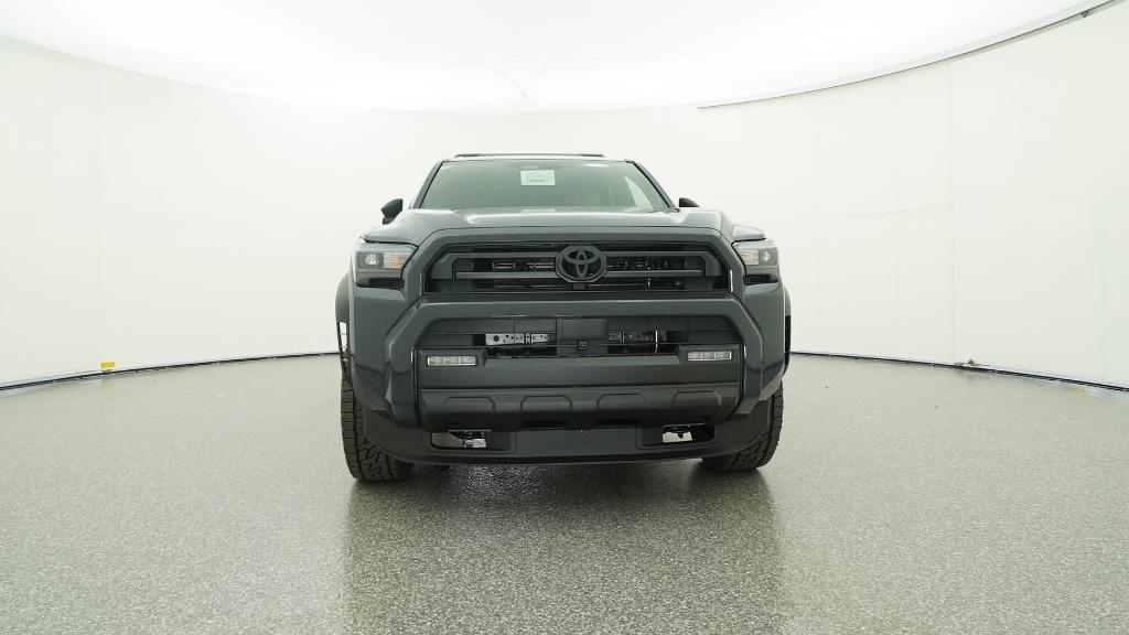 2025 Toyota 4Runner SR5 photo 3