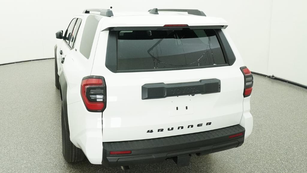 2026 Toyota 4Runner SR5 SUV Slide 7