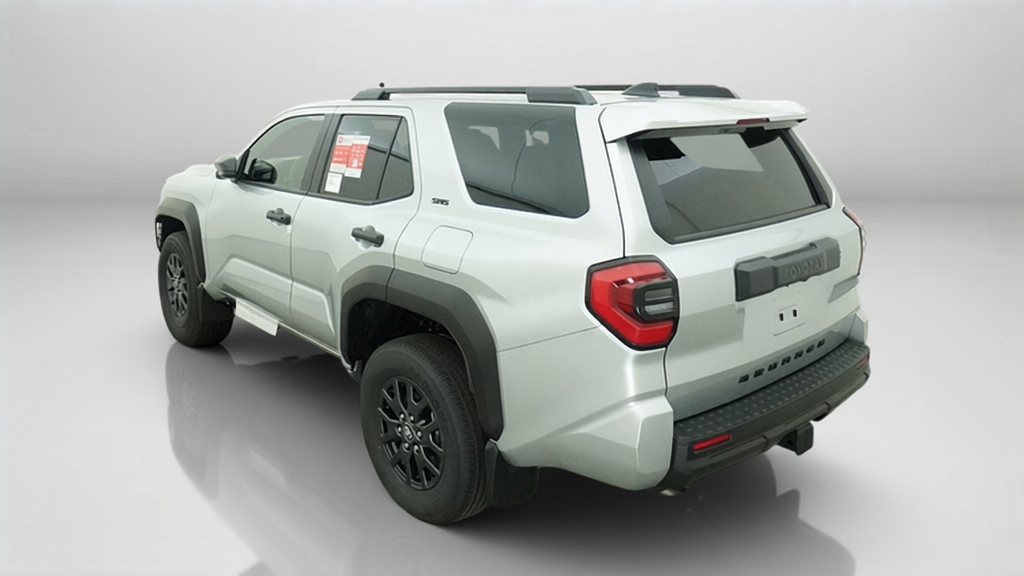 2026 Toyota 4Runner SR5 SUV Slide 6