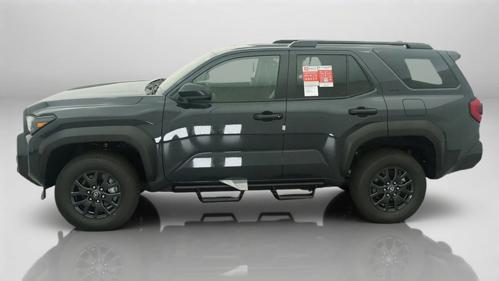 2026 Toyota 4Runner SR5 SUV Slide 4