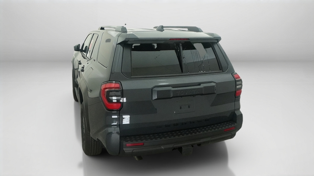 2026 Toyota 4Runner SR5 SUV Slide 7