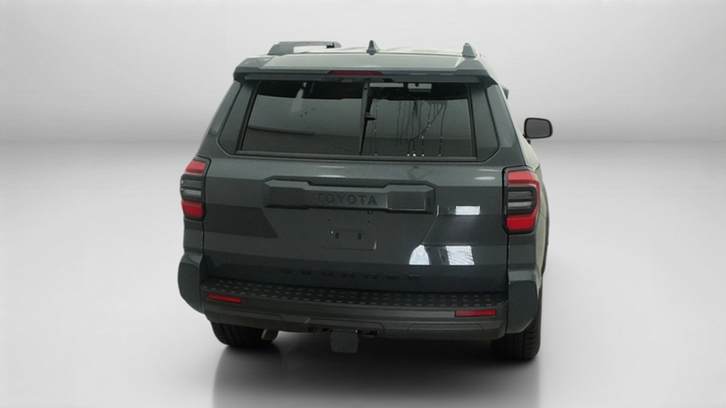2026 Toyota 4Runner SR5 SUV Slide 8