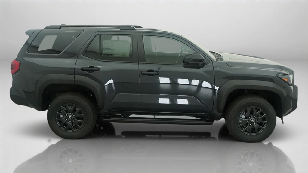 2026 Toyota 4Runner SR5 SUV Slide 12
