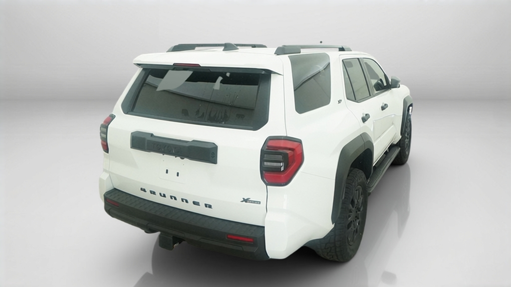 New 2026 Ice Cap Toyota SR5 image 31