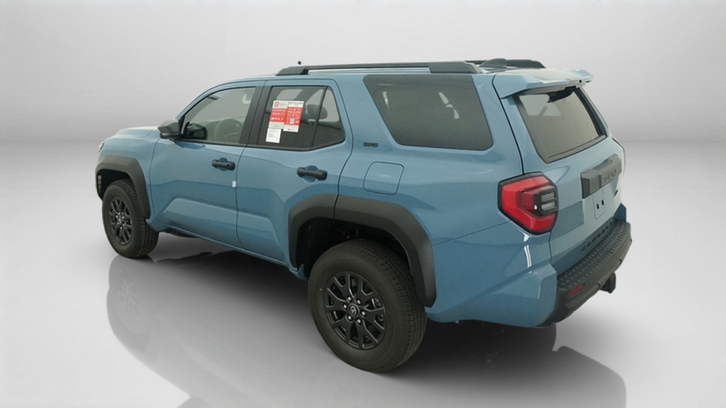 2026 Toyota 4Runner SR5 SUV Slide 6