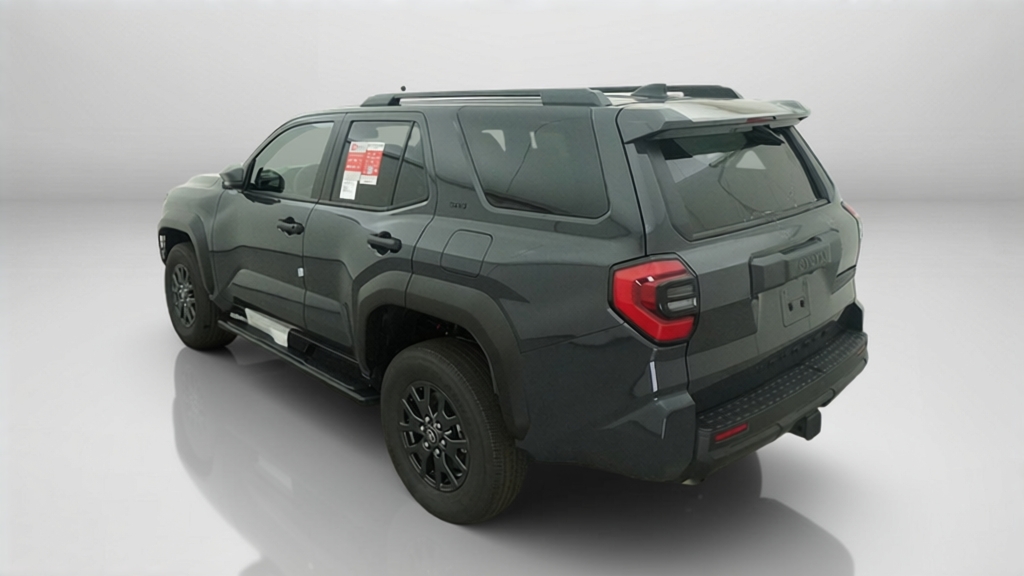 2026 Toyota 4Runner SR5 SUV Slide 6
