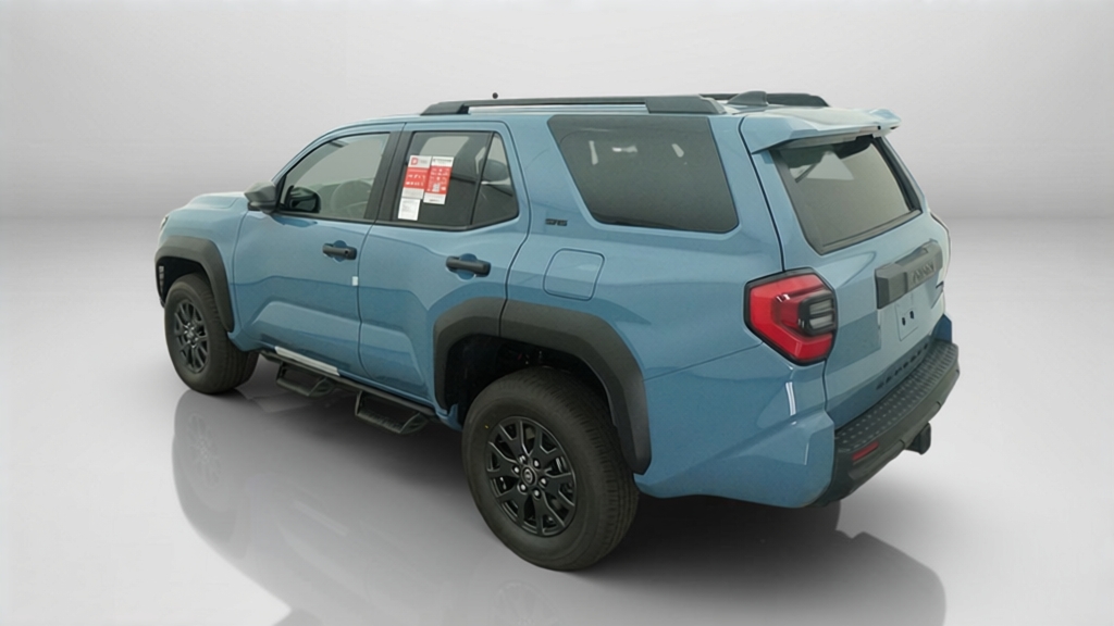 2026 Toyota 4Runner SR5 SUV Slide 6