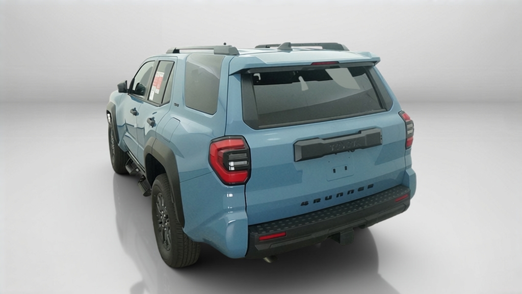 2026 Toyota 4Runner SR5 SUV Slide 7