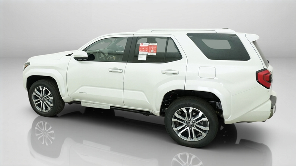 New 2026 Wind Chill Pearl <sup>1</sup> Toyota  Limited image 15